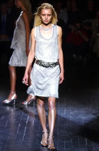 Look 10